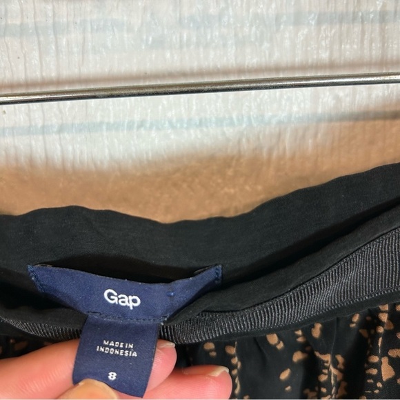 Gap Black and Gold Midi Skirt Size 8 - Picture 7 of 13